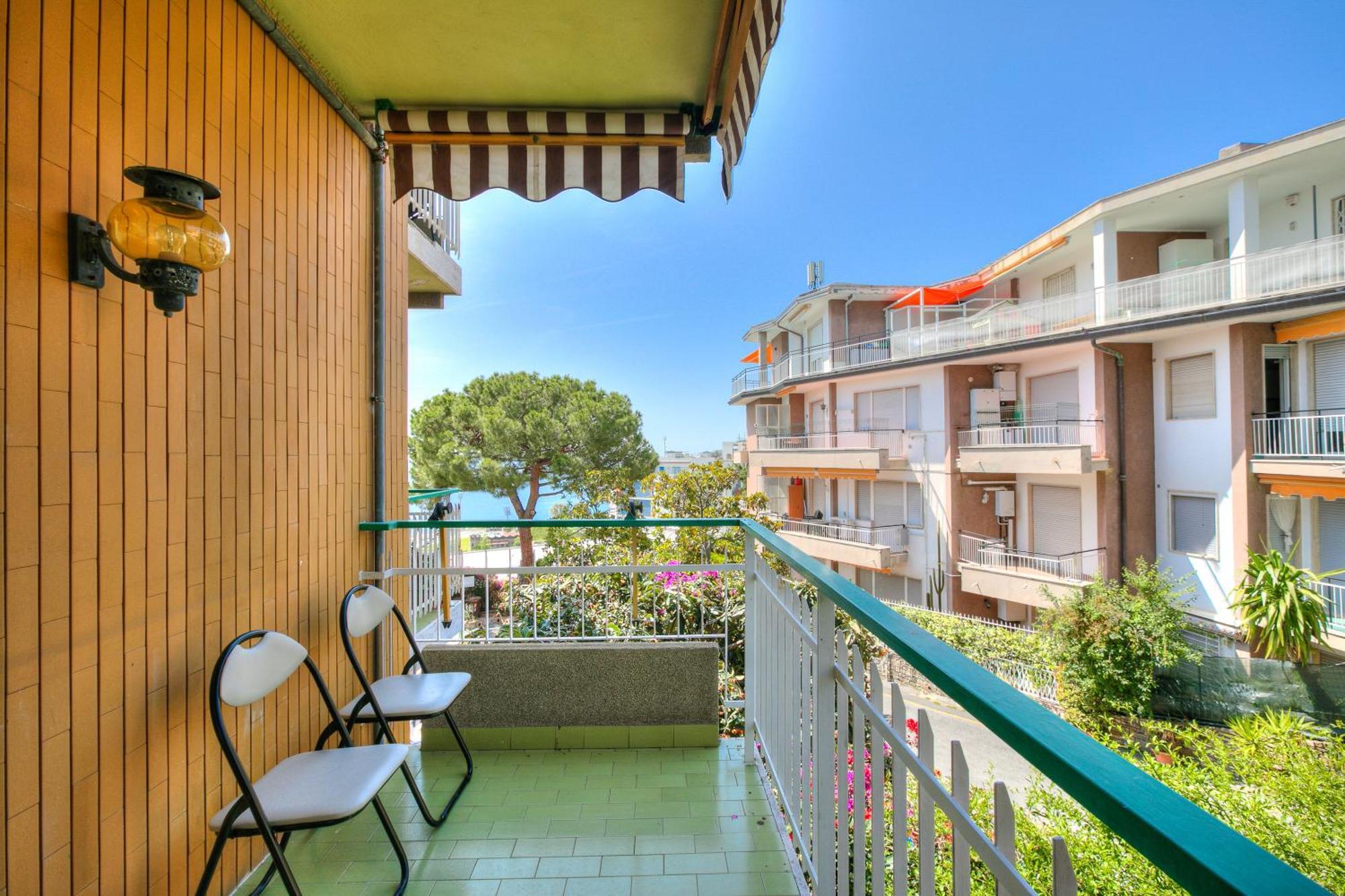 Casa Emma With Sea Glimpse - Happy Rentals Санремо Екстер'єр фото